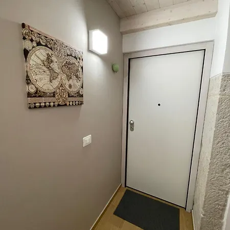 De Roggiero 3*
